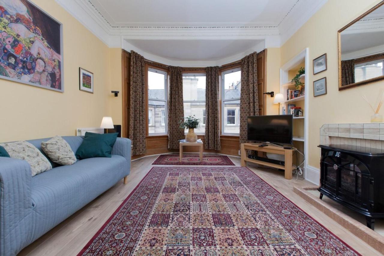 Elegant Traditional Edinburgh City Centre Flat Buitenkant foto